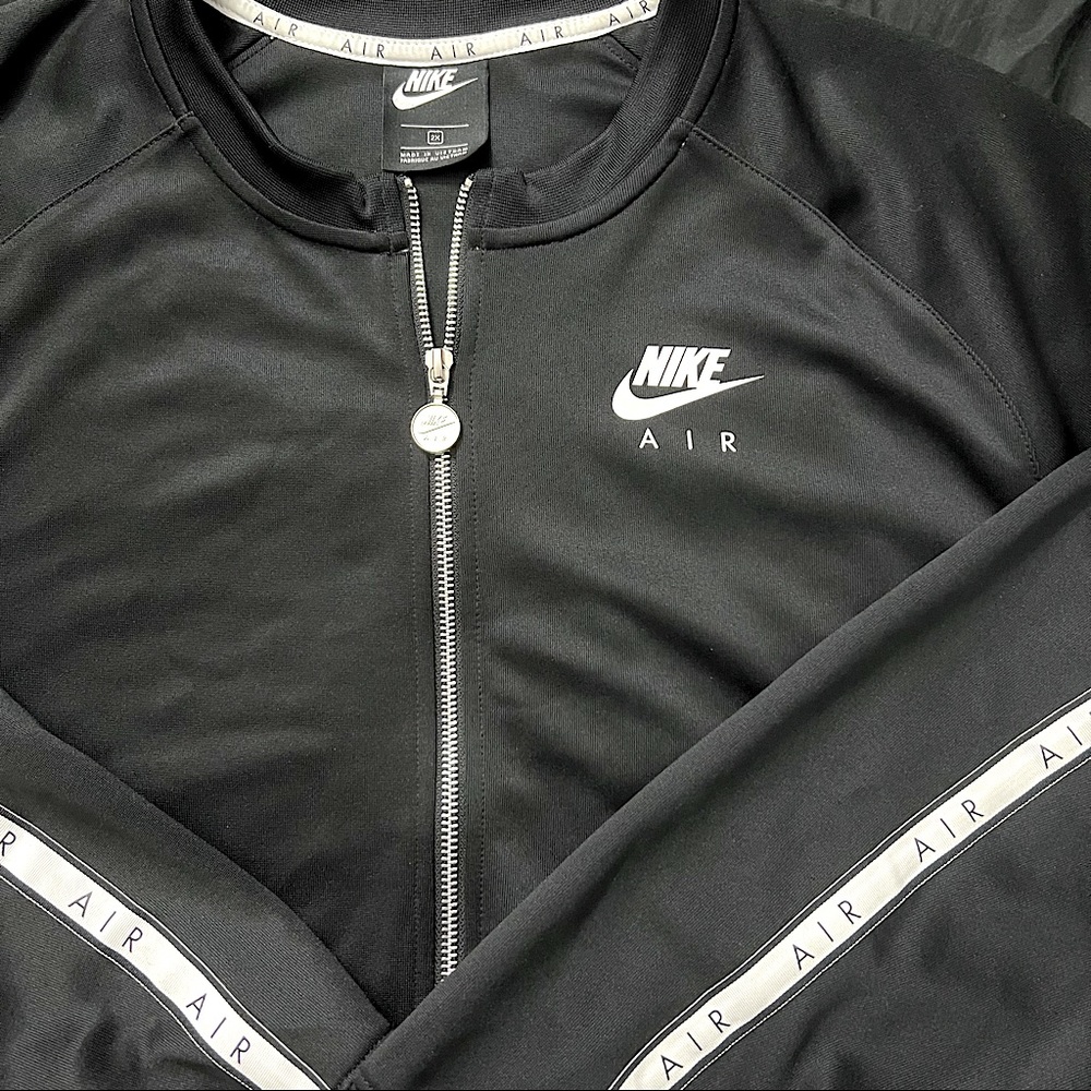 Nike Air crop zip jacket